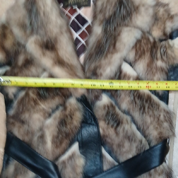 🖤 Vintage Striped Fur & Black Leather Coat Jacket Mod Mobwife Retro Glam 60s - Picture 9 of 15